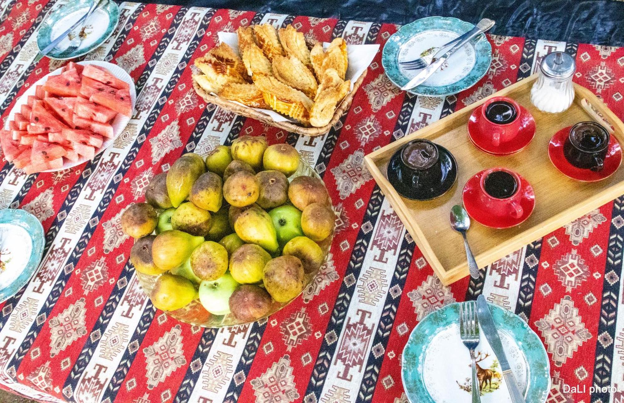 Отель Tereza Glamping Sanain Экстерьер фото