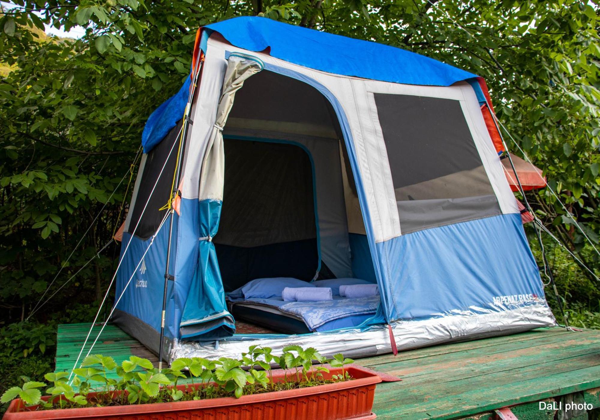 Отель Tereza Glamping Sanain Экстерьер фото
